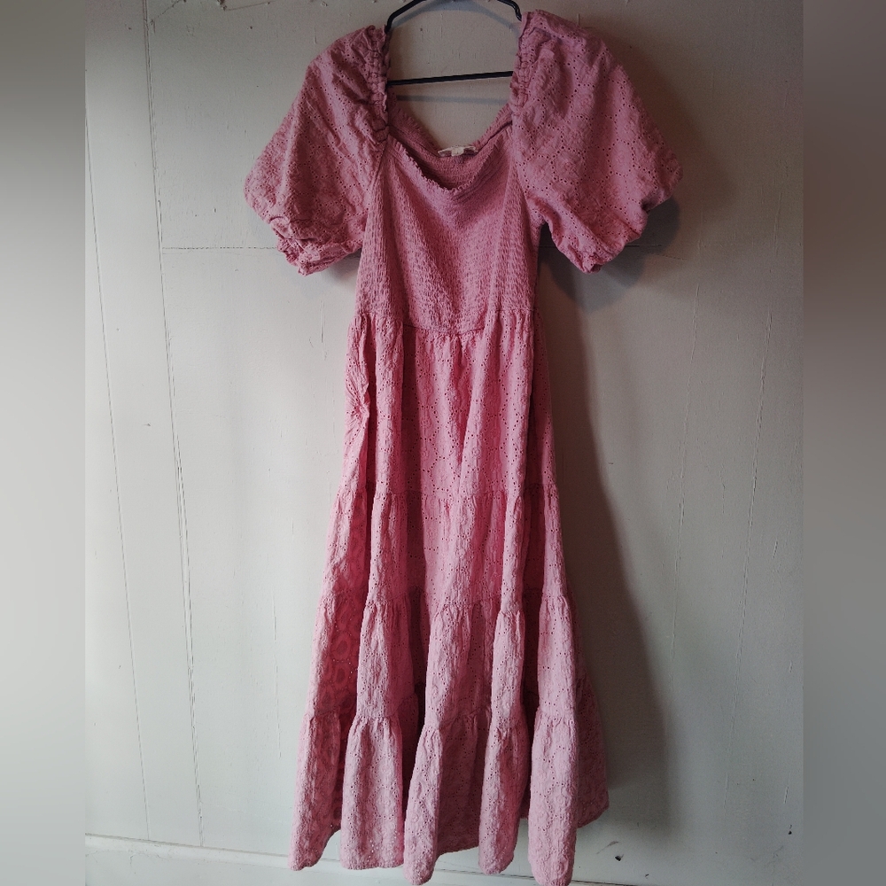 Elegant Pink Lace Dress